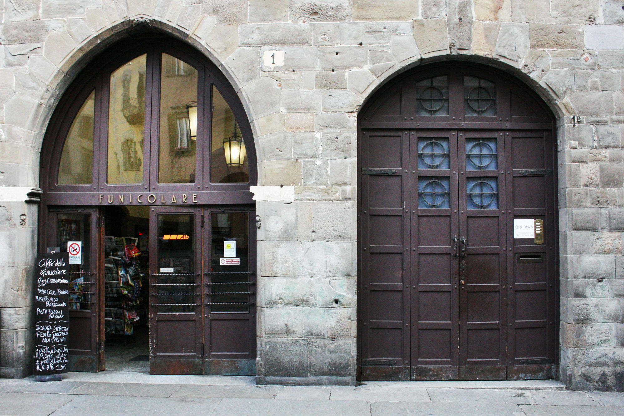 La Luna Blu In Old Town بيرغامو المظهر الخارجي الصورة